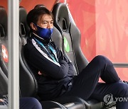 FIFA 클럽 월드컵, 데뷔전 앞둔 홍명보 울산 현대 감독