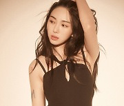 [bnt화보] 권민아, 군살 하나 없는 완벽 몸매로 '블랙 드레스' 완벽 소화!