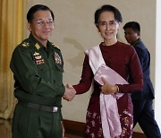 미얀마 '민주화의 봄'이 좌초된다면..그 책임은 수지도 져야 한다 [김진호의 세계읽기]