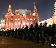 '차르' 푸틴, 나발니로 최대 위기..'모스크바의 봄' 불씨 지폈다