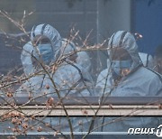 중국 신규 확진 12명..지역감염 4명 12월 이후 최저