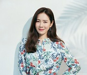 손예진 화보 공개, '봄의 여신'