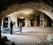 ITALY MONUMENTS SAN GENNARO CATACOMBS