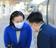 박영선, 철도근무자 격려방문 "빠르게 일상 회복하는 서울 만들 것"