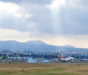 제주공항 강풍에 항공기 결항 잇달아