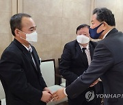 국가유공자 빈소 조문하는 국가보훈처장