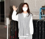 안혜경   '편안하고 멋스러운 출근길 패션~' [포토엔HD]