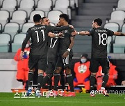 맨유, 레알 소시에다드에 4-0 완승..아스널은 1-1 무승부 [유로파리그]