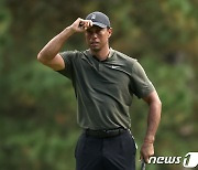 '골프 황제' 우즈, 허리 수술로 WGC 대회 불참