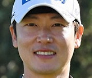 [스포츠 단신]김태훈, PGA서 홀인원.. 제네시스 3대째 받아