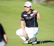 번스, PGA 투어 제네시스 2R 5타 차 선두..김태훈은 컷 탈락