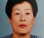 90세 김덕실 할머니의 생애 첫 졸업장