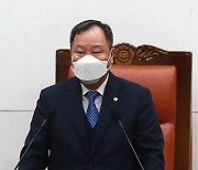 김인호 서울시의회 의장 "보편적 재난지원금 지급해야"