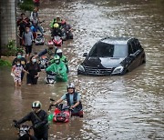 자카르타, 홍수에 사망 5명·이재민 1700여명