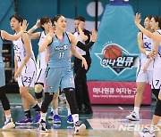 여자농구 하나원큐, 5연승·전 구단 상대 승리 '유종의 미'