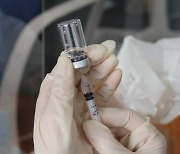 Gov't secures LDS syringe supply to make vaccines go further