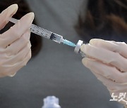 식약처 검증자문단 "화이자 백신, 만 16세 이상 허가 권고"