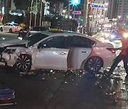 신호 위반 음주운전 차량과 충돌..일가족 3명 부상
