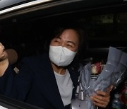 '속도 조절' 주문했다는 文..추미애 "67년이 부족한가? 어느 나라도 우리 같은 검찰 없다"