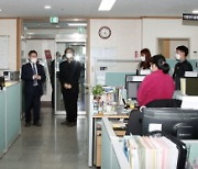 홍인성 인천 중구청장, 여성·가족 지원시설 격려 방문