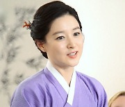 이영애 측, 국방위원 후원 논란에 "경영과 전혀 무관"