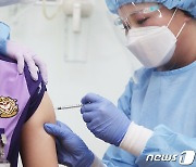 "한국, 일상 회복 첫발 뗐다"..외신들도 백신 접종 개시 보도