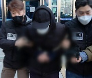 '경비원 몽둥이 폭행' 60대 입주민 구속