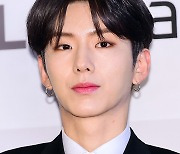 몬스타엑스 기현 "학폭 폭로자 직접 만나 오해 풀었다" [공식입장 전문]