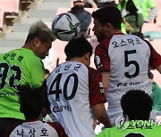 '디펜딩 챔피언' 전북, K리그1 개막전서 서울에 2-0 승리(종합)
