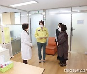 [코로나19] 안양시의회 백신접종 참관..시민응원