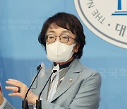 김진애 "조정훈, 민주당 위성정당 출신..3자 단일화는 어불성설"