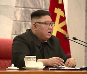 北김정은 위인전 발간 "핵에는 핵"