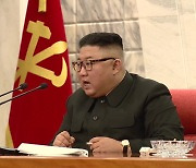 북한, 경제난 극복 총력.. '김정은 위인전' 내며 내부 결속도