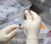 [속보]코로나19 백신, 3일간 2만1177명 접종