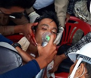 수위 올라가는 미얀마 시위.."한인 피해는 아직 없어"