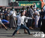 외교부 "미얀마 민간인 폭력진압 규탄..즉각 중단해야"