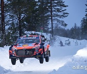 현대차, 영하 30도 혹한 뚫고 'WRC 북극 랠리'서 1·3위