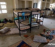집단 피랍 나이지리아 여학생 279명 전원 풀려나