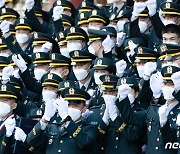 육군사관학교 졸업식 '새로운 시작'