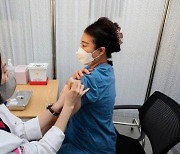 요양병원 환자 아닌 운영진 가족, 백신 '새치기 접종' 의혹