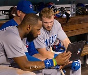 2021 MLB, 더그아웃에서 태블릿 PC 사용 가능..투타 분석 활용
