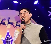 [단독]김제동, 공식 활동 중단 2년만에 인문교양서로 복귀