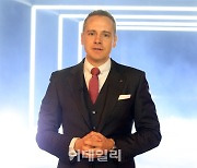 [포토]마이바흐 GLS 600 소개하는 마크 레인 벤츠코리아 제품&마케팅 총괄 부사장