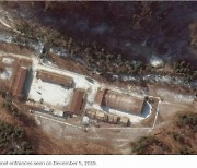 CNN "북한 용덕동 핵시설 보관시설 은폐 목적 구조물 건설"