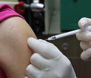 [속보] 아스트라제네카 백신 맞은 국내 환자 사망