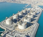 'LNG 저장탱크 8기 동시 건설' 쿠웨이트 바다에 세운 신기록 [세계시장 누비는 K건설]