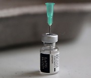 화이자 백신 맞은 60대 일본 여성 사망.."부작용 확인 안 돼"