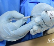 AZ 백신 접종한 평택·고양 요양병원 환자 2명 사망