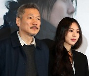 "일과 사랑은 계속 "..홍상수·김민희 근황