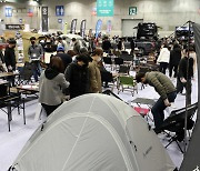 [포토]캠퍼들로 북적이는 '2021 캠핑&피크닉 페어'